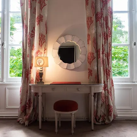 Отель Domaine D'auriac - Relais & Chateaux